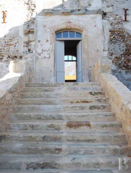 Traditional Provencal cottages & farmhouses  for sale - provence-cote-dazur - 18th century traditional Provencal farmhouse between the mountains and the Camargue