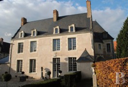 les monuments historiques &agrave; vendre - pays-de-loire - Anjou, au c�ur d�un village historique,-h&ocirc;tel particulier inscrit MH