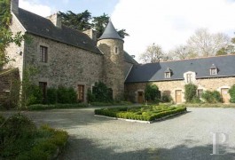 Manors for sale - brittany - 15th century manor house with 8 hectares / 19.8 acres) in the Tr&eacute;gor region