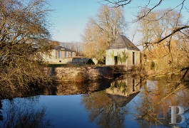 Castles / chateaux for sale - poitou-charentes - Inscrit MH : ch&acirc;teau de la fin du 17&egrave;me S.-aux portes de Poitiers