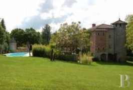 les ch�teaux &agrave; vendre - aquitaine - Aquitaine,- ch&acirc;teau des 15&egrave;me et 16&egrave;me S. sur 19 ha clos