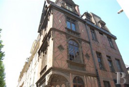 les maisons de caract�re &agrave; vendre - haute-normandie - Haute Normandie,-logis &agrave; pans de bois gothique et renaissance 
					

