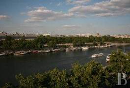 Left bank for sale - ile-de-france - Seine-facing, two-storey flat on top floors -in Paris� 7th arrondissement 