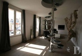 Left bank for sale - ile-de-france - Top floor, 2-bedroomed flat- in the Od&eacute;on district