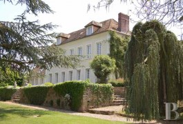 Manors for sale - upper-normandy - Large, luxurious, 19th century home, 90 km (56 miles) from Paris in Upper Normandy