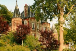les ch�teaux &agrave; vendre - haute-normandie - En pays de Caux,-ch&acirc;teau du 19&egrave;me S. sur 17ha