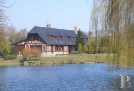 Character houses for sale - upper-normandy - Former 17th century farm in Upper Normandy, -90 km (56 miles) from Paris 