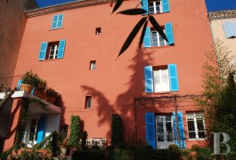 les maisons de village &agrave; vendre - paca - Moyen Var, maison de village 18&egrave;me S. enti&egrave;rement r&eacute;nov&eacute;e