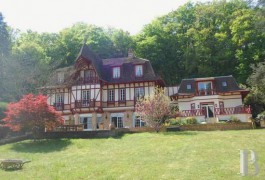 Residences for sale - ile-de-france - R&eacute;gion Bellifontaine, en bord de Seine,-importante propri&eacute;t&eacute; de style &laquo; Folie &raquo; 
