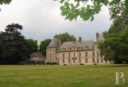 Historic buildings for sale - picardy - Large, listed 17th century castle and its landscaped parklands, 22 miles from Paris