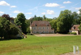 les maisons de caract�re &agrave; vendre - centre-val-de-loire - Sur les rives de la Creuse, maison de ma&icirc;tre du 18&egrave;me S. sur 14 ha avec deux &icirc;les