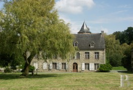 les manoirs &agrave; vendre - bretagne - Proche de Dinan,-manoir du 15&egrave;me S. sur 58ha