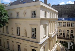 ile-de-france - 9&egrave;me, entre villa palladienne -et cour parisienne, 212 m&sup2;