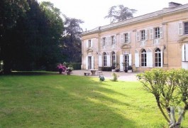 les domaines viticoles &agrave; vendre - aquitaine - A 20 minutes de Bordeaux, propri&eacute;t&eacute; viticole -en premi&egrave;res c&ocirc;tes de Bordeaux