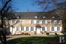 les ch�teaux &agrave; vendre - haute-normandie - En Haute-Normandie,-manoir du 18&egrave;me si&egrave;cle