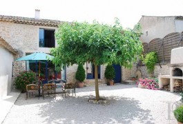 Farms for sale - provence-cote-dazur - 18th century, stone farmhouse -in the Durance valley