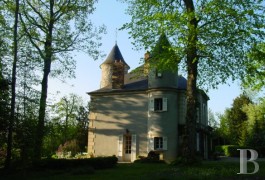 Castles / chateaux for sale - ile-de-france - Petit ch&acirc;teau 18&egrave;me inscrit ISMH-au sud de l�Ile-de-France.