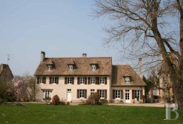 Residences for sale - ile-de-france - Au sud de Beaune, -une maison d�agr&eacute;ment du 18&egrave;me S.