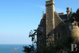 Manors for sale - brittany - Manor with large outbuildings facing the sea -in Perros-Guirec