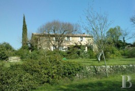 les mas &agrave; vendre - paca - En Provence verte,-mas 18&egrave;me S. en position dominante
