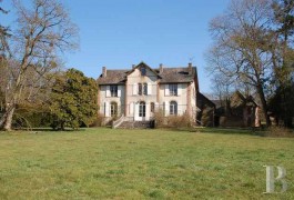Character houses for sale - pays-de-loire - 19th century house and its 2 ha (4.94 acre) parklands in the Perche Sarthois area 