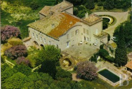 les ch�teaux &agrave; vendre - rhone-alpes - En Dr&ocirc;me proven&ccedil;ale,- 
ch&acirc;teau du 18&egrave;me S.