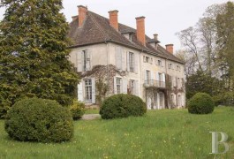 Residences for sale - rhones-alps - 55 minutes from the centre of Geneva, in the Bugey region at the foot of the Savoy mountains