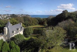 Historic buildings for sale - brittany - Pink granite coast,- 17th century listed manor house