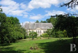 les demeures &agrave; vendre - picardie - Aux portes de Laon, authentique vendangeoir des 13&egrave;me, 18&egrave;me et 20&egrave;me S. et ses jardins
