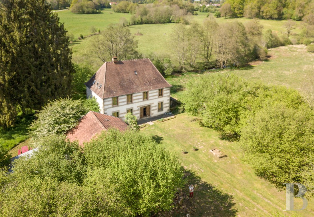 maisons de caractère à vendre - limousin - Dans la Creuse, entre Aubusson, Bourganeuf et Guéret, une maison du 19e s. et son domaine de 10 ha.