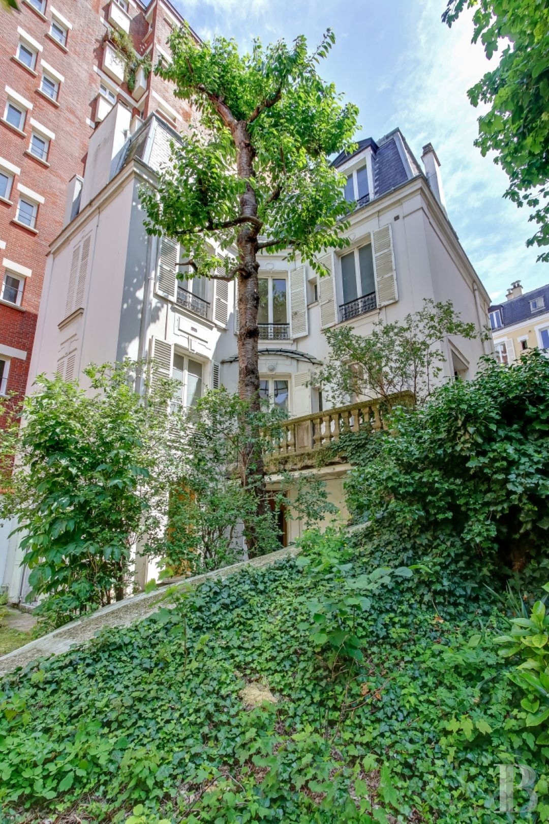 House for sale in saintmandé