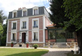 les demeures &agrave; vendre - ile-de-france - Dans le Val-de-Marne, r&eacute;sidentiel, grande maison bourgeoise fin 19&egrave;me de style Mansart 