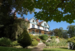 Manors for sale - ile-de-france - In the Bellifontaine region, an elegant Anglo-Norman cottage overlooking the Seine