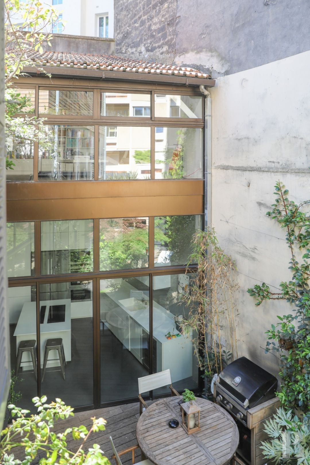 Houses for sale Montmartre in France