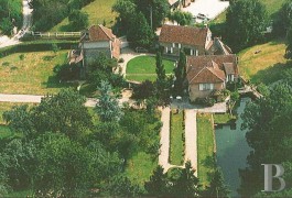 les maisons de caract�re &agrave; vendre - ile-de-france - 5O kms &agrave; l'est de Paris, moulin &agrave; eau du 16e S. &agrave; trois corps d�habitation sur 4 ha

