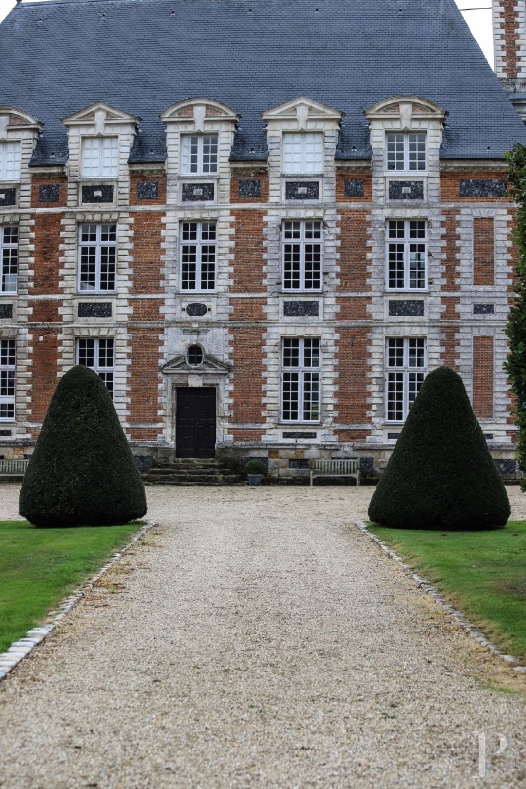 Castles / chateaux for sale in France caux region near honfleur