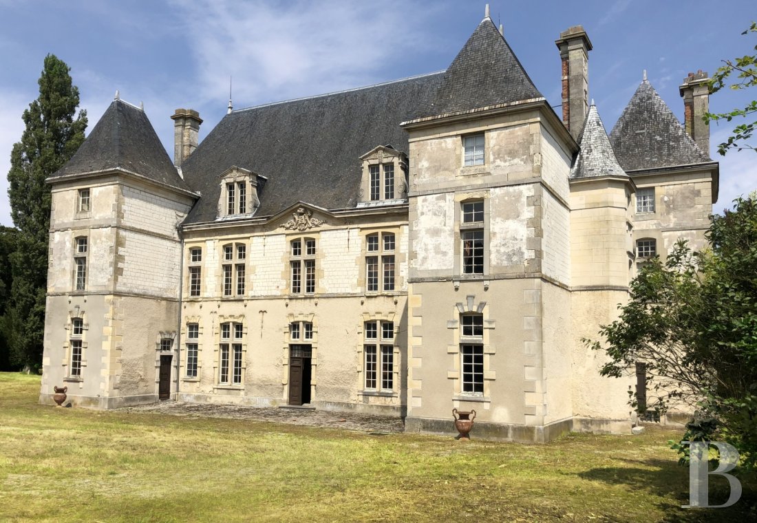 Chateau A Vendre 1e château à vendre près de Champagne - Reims