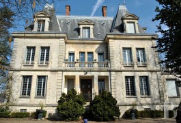 les demeures &agrave; vendre - centre-val-de-loire - Villa classique d&eacute;but 20&egrave;me S.,-parc de 8000 m2
