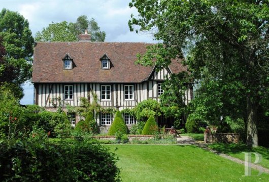 Manors for sale - lower-normandy - In a Normandy Valley in the Pays d�Auge, a 16th century Seigneurial manor house