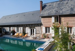 Character houses for sale - upper-normandy - Combined 17th and 18th century dwellings on a farm
with outbuildings in Upper Normandy