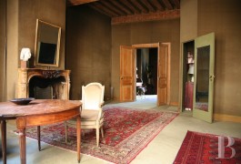 ile-de-france - On Ile Saint Louis, a first floor flat