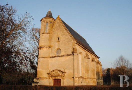 Religious edifices for sale - picardy - 50 km (31 miles) from Paris, a former 17th century, listed chapel and its turret