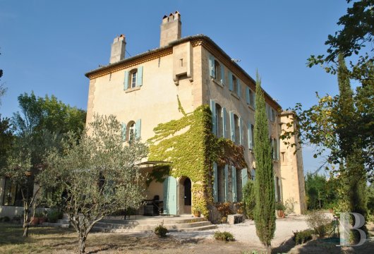 les bastides &agrave; vendre - paca - Entre Aix-en-Provence et Avignon,
bastide fin 19&egrave;me sur parc de 8033m&sup2;
