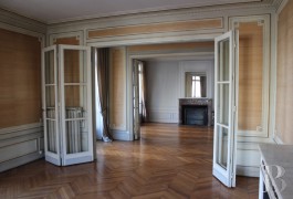 les biens en ville &agrave; vendre - nord-pas-de-calais - Dans un des plus beaux immeubles du "Grand boulevard" de Lille,
appartement haussmannien de 200m&sup2;