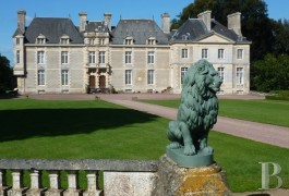 Castles / chateaux for sale - lower-normandy - A vast 17th century chateau with a farm and outbuildings
near to Caen in Lower Normandy 
