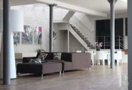 properties in town for sale - north - A 500 m&sup2;, open-plan flat in a former chocolate factory
in the centre of Lille