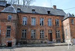 les �difices religieux &agrave; vendre - picardie - Entre Paris et Buxelles, proche fronti&egrave;re,
ancien couvent des 16&egrave;me, 17&egrave;me et 19&egrave;me S.