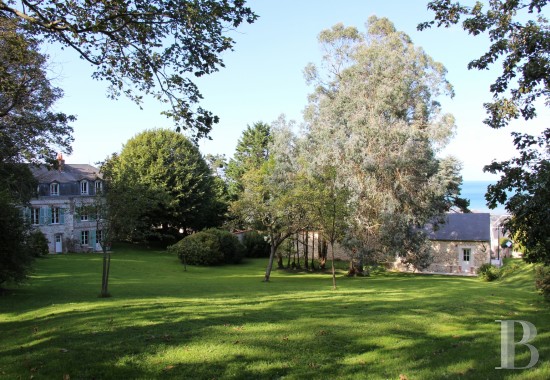 upper-normandy - An 1863 villa with a sea view 2 hours from Paris <br/>on the outskirts of Etretat in Normandy