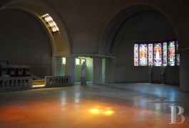 les �difices religieux &agrave; vendre - picardie - A 1h30 de Paris environ, en Picardie,-importante &eacute;glise Art D&eacute;co, avec terrain

