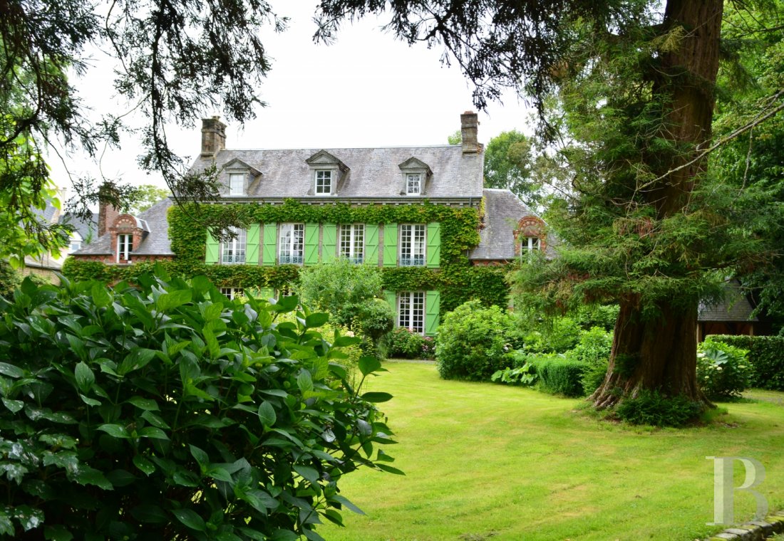 An attractive residence in parklands near to MontSaintMichel character properties France